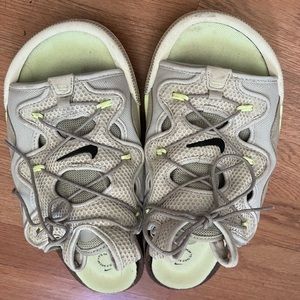 Nike Offline Slides